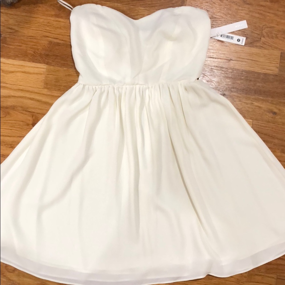 Sexy And Fun Strapless Mini Dress